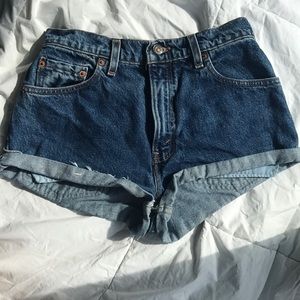 Blue Jean Levi shorts